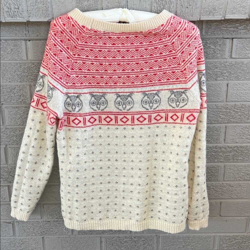 Woolrich Women's Red and Cream Owl Pattern Sweater- M - Picture 3 of 7